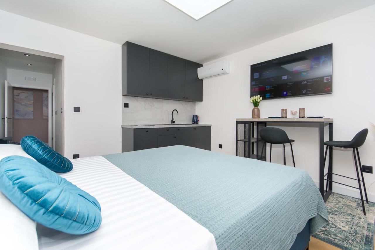 Sapphire Studio Apartment With Free Private Parking Дубровник Екстер'єр фото