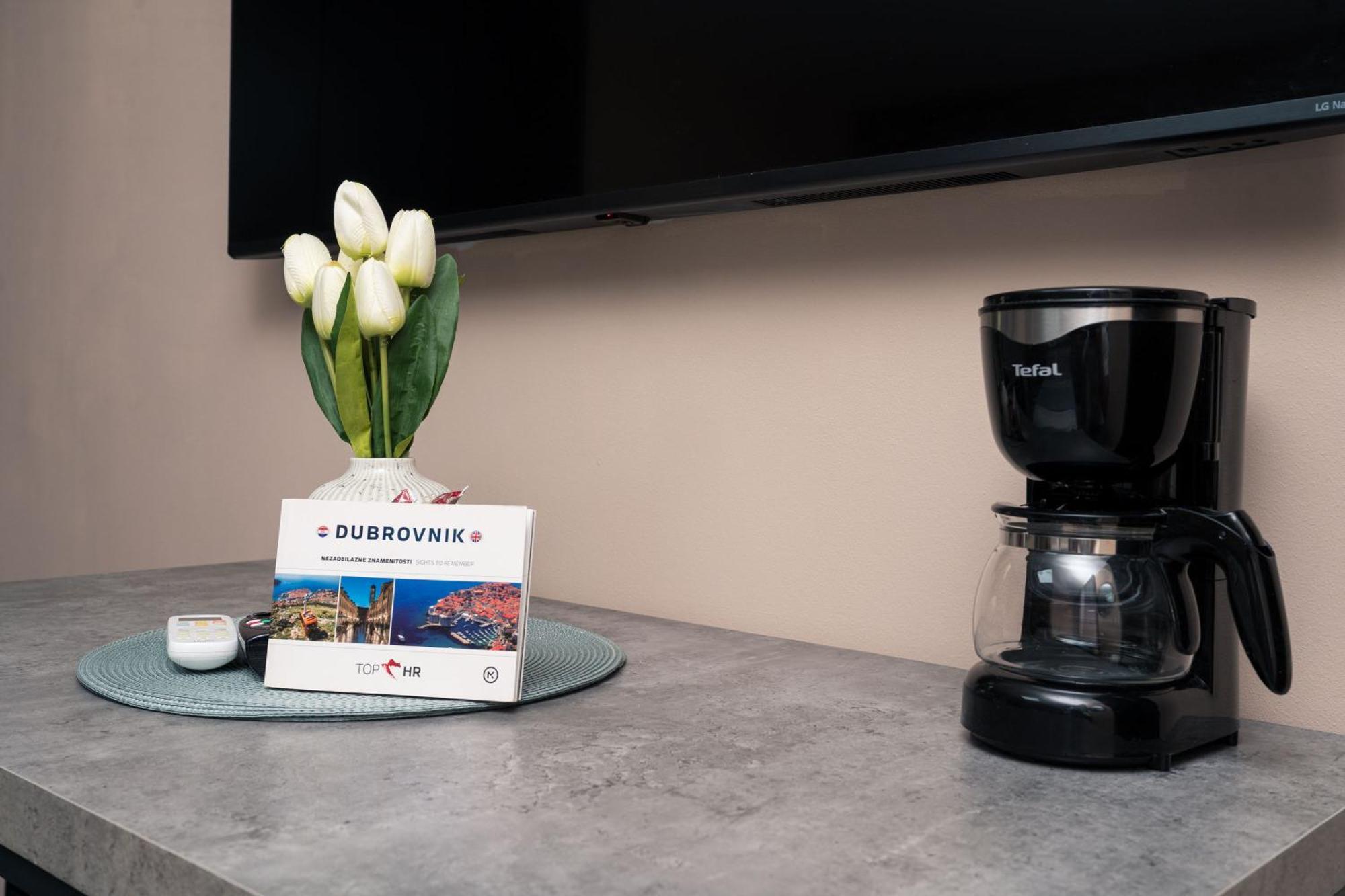 Sapphire Studio Apartment With Free Private Parking Дубровник Екстер'єр фото
